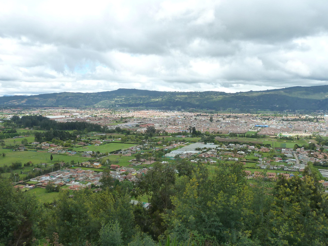 Capilla Valvanera-Chia必去景点