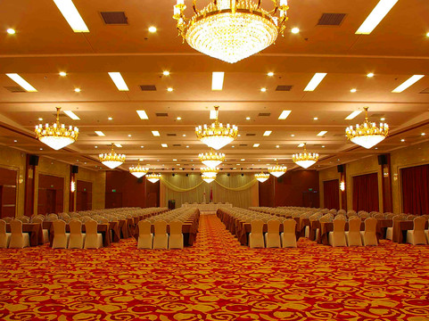 中威蓝海御华大饭店(无锡惠山万达广场店)主图