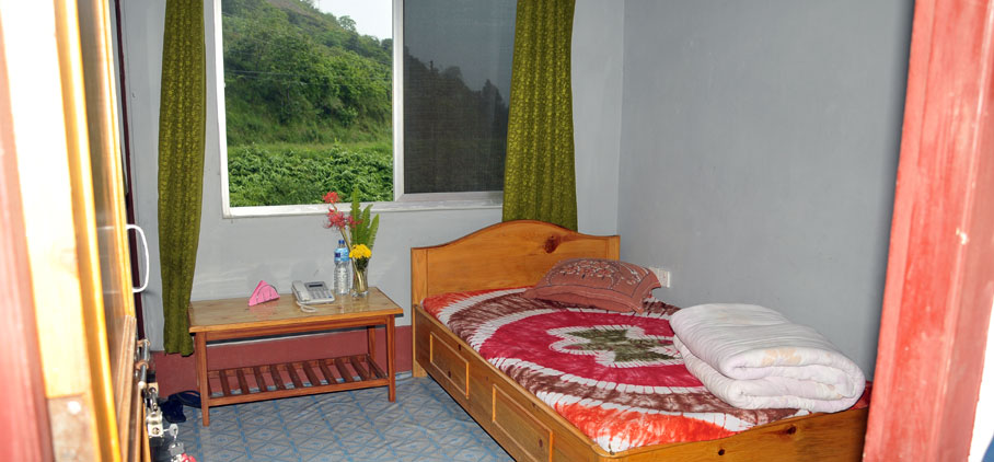 Hotel Majestic, Bhedetar-客卧