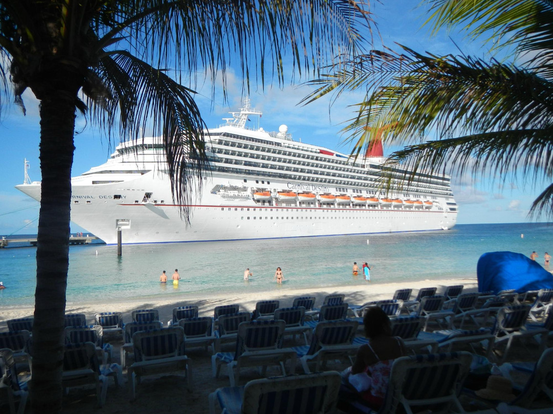 SunRay Beach-Grand Turk必去景点