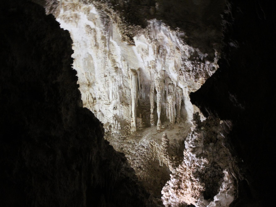 Contilola Cave-瓦梅纳必去景点
