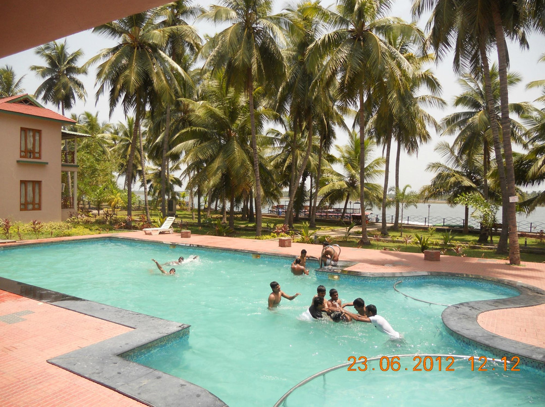 Haritha Coconut Country Resort (APTDC)