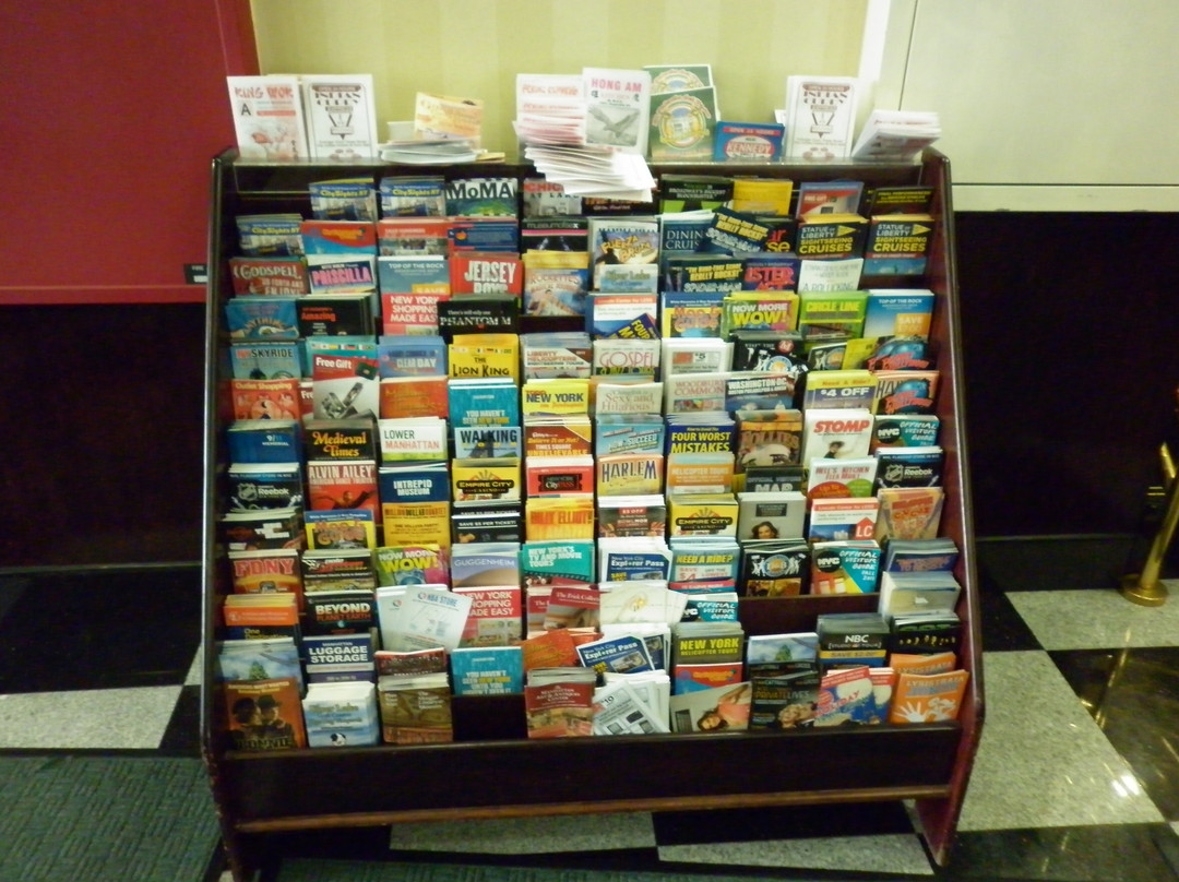 Hillcrest Hotel Near JFK Airtrain