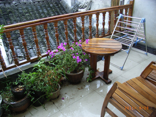 八戒青年旅舍凤凰古城店主图