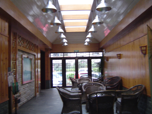 昆明春城之星机械店-客卧