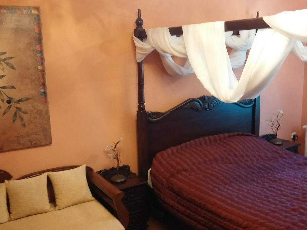 Smaragdi Luxury Apartments