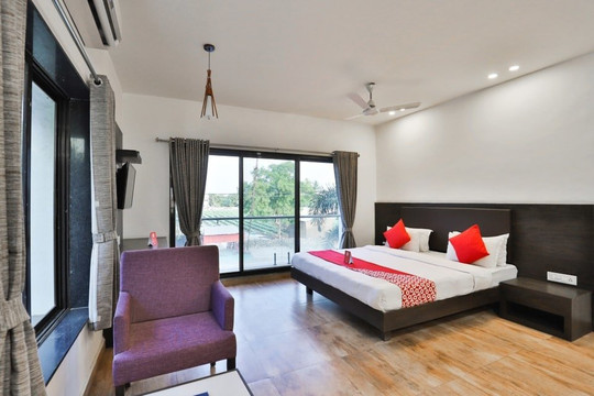 Dharva酒店住宿-Hotel Aditya Gir