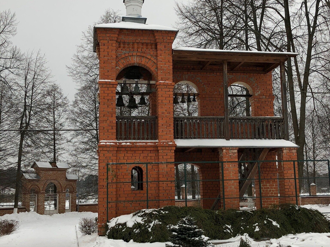 Svyato-Vvedenskiy Ostrovnoi Monastery景点图片