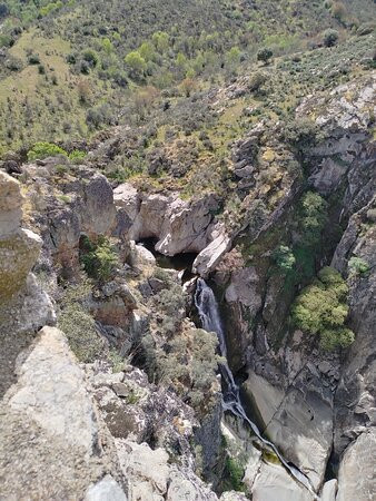 Cachón del Camaces-Hinojosa de Duero必去景点