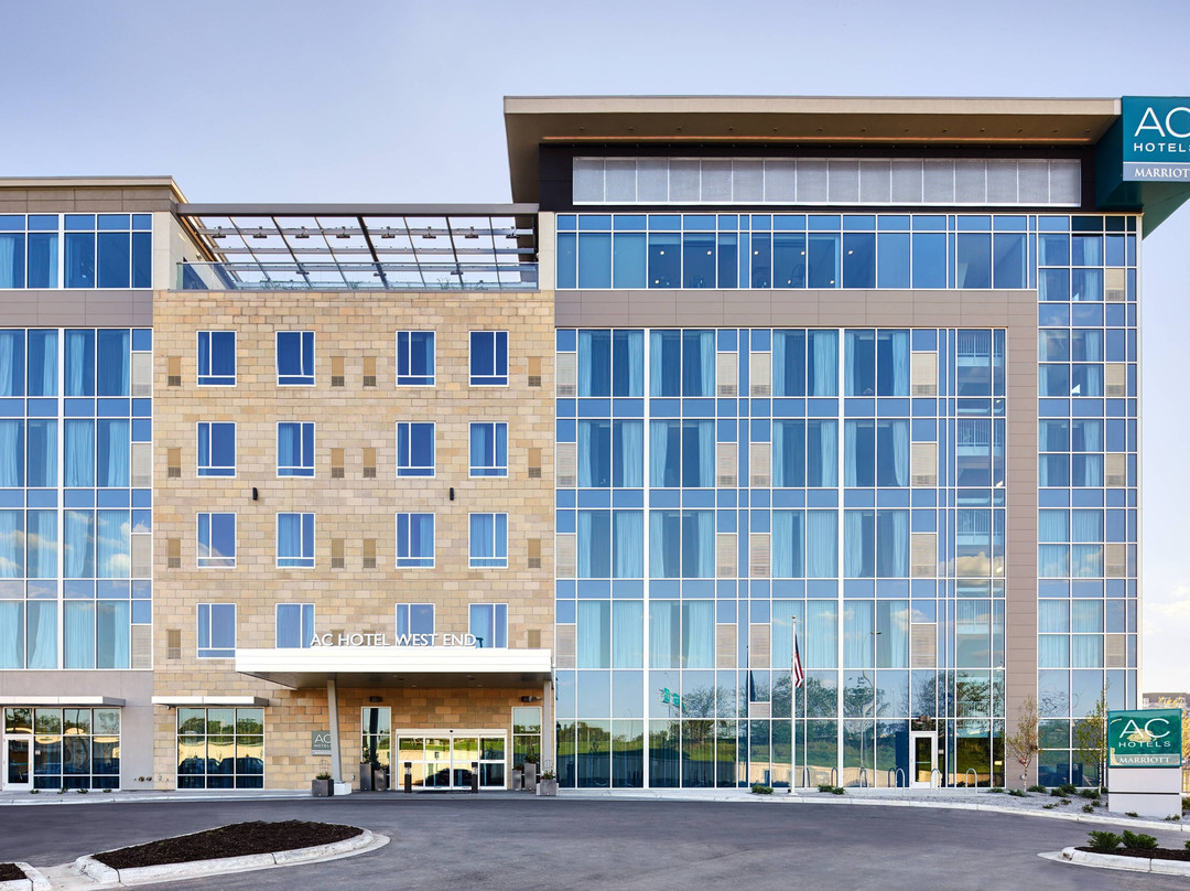 AC Hotel by Marriott Minneapolis West End主图