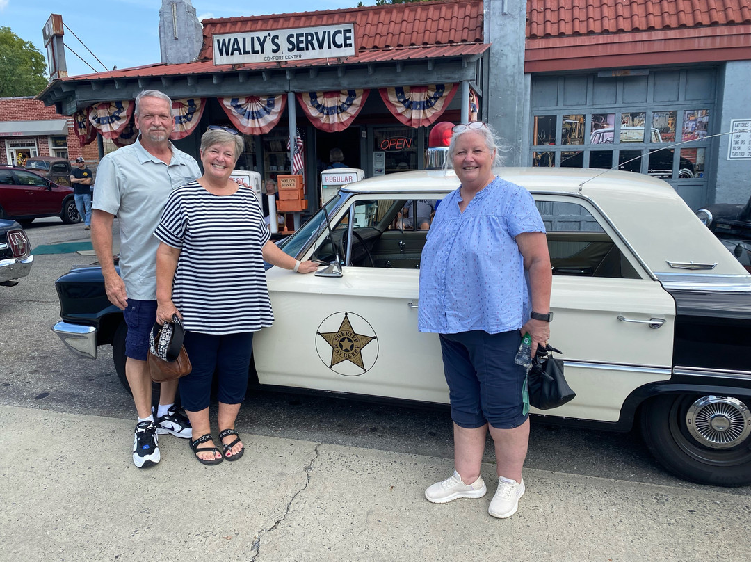 Mayberry Squad Car Tours景点图片