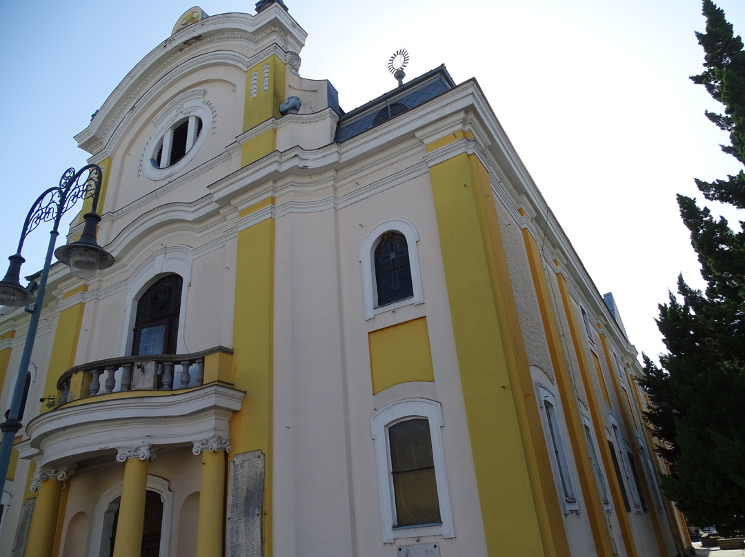Szent Laszlo Parish Church景点图片