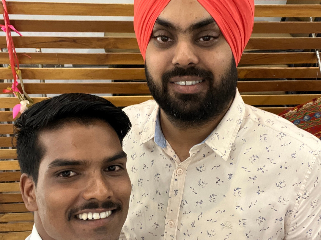 Pride By Samrat主图