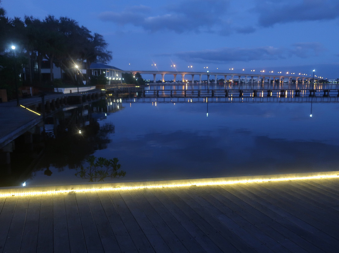 Riverwalk-斯图尔特必去景点
