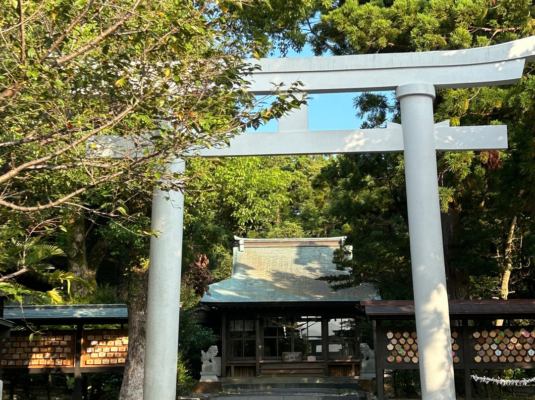 Yaku Shrine景点图片