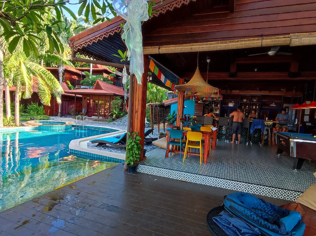 彩亚纳海滩度假村主图