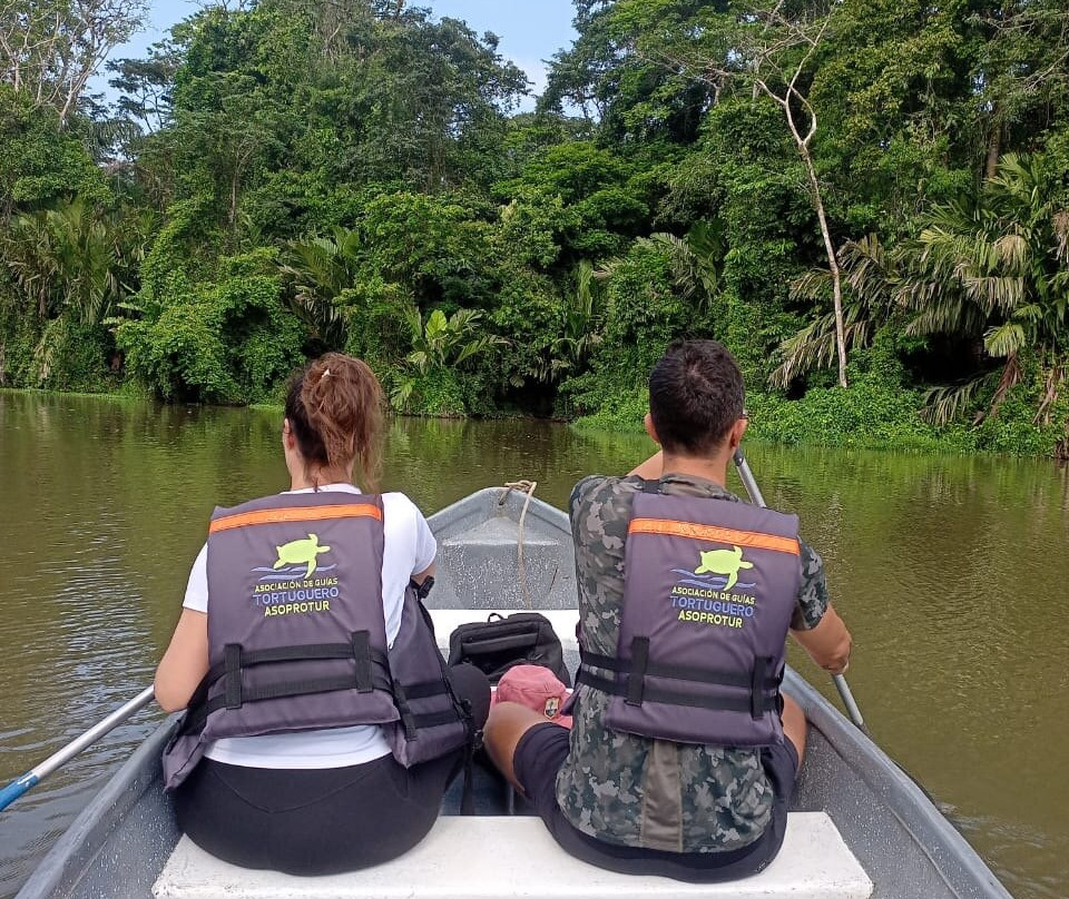 Tortuguero Infocenter Tours景点图片