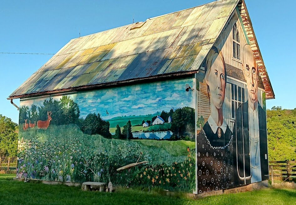 American Gothic Barn景点图片