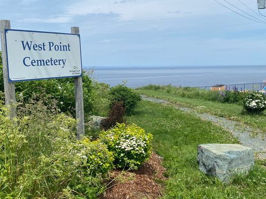 West Point Cemetery-Portugal Cove-St. Philip's必去景点