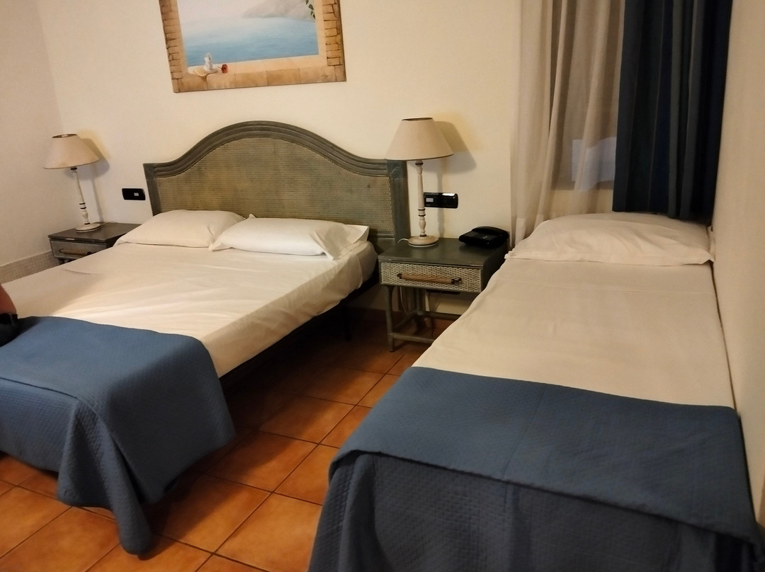 莎比亚多罗俱乐部酒店主图