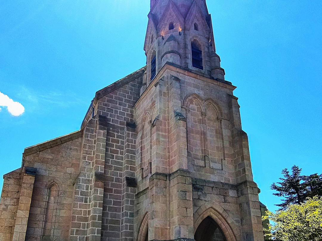 Eglise De Saint Sulpice Les Feuilles景点图片