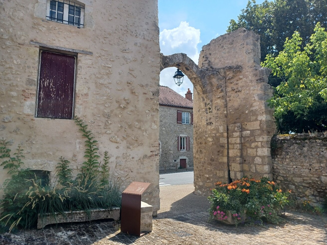 Forteresse De Billy景点图片