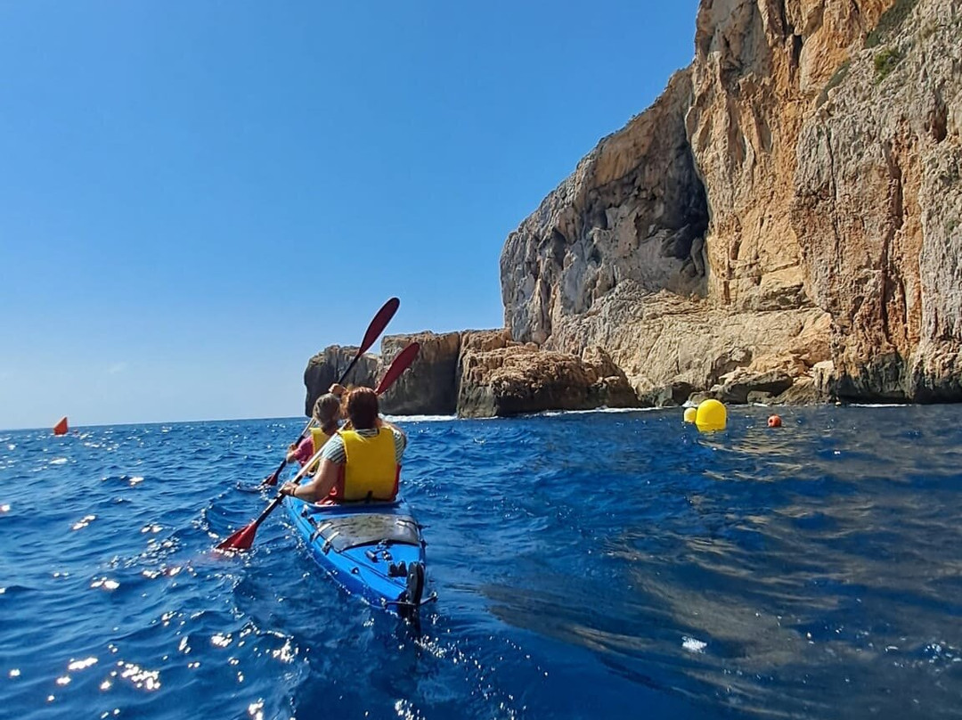 Pala Pesca Kayak景点图片