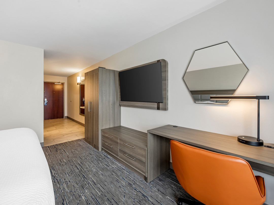 白宫快捷假日酒店主图