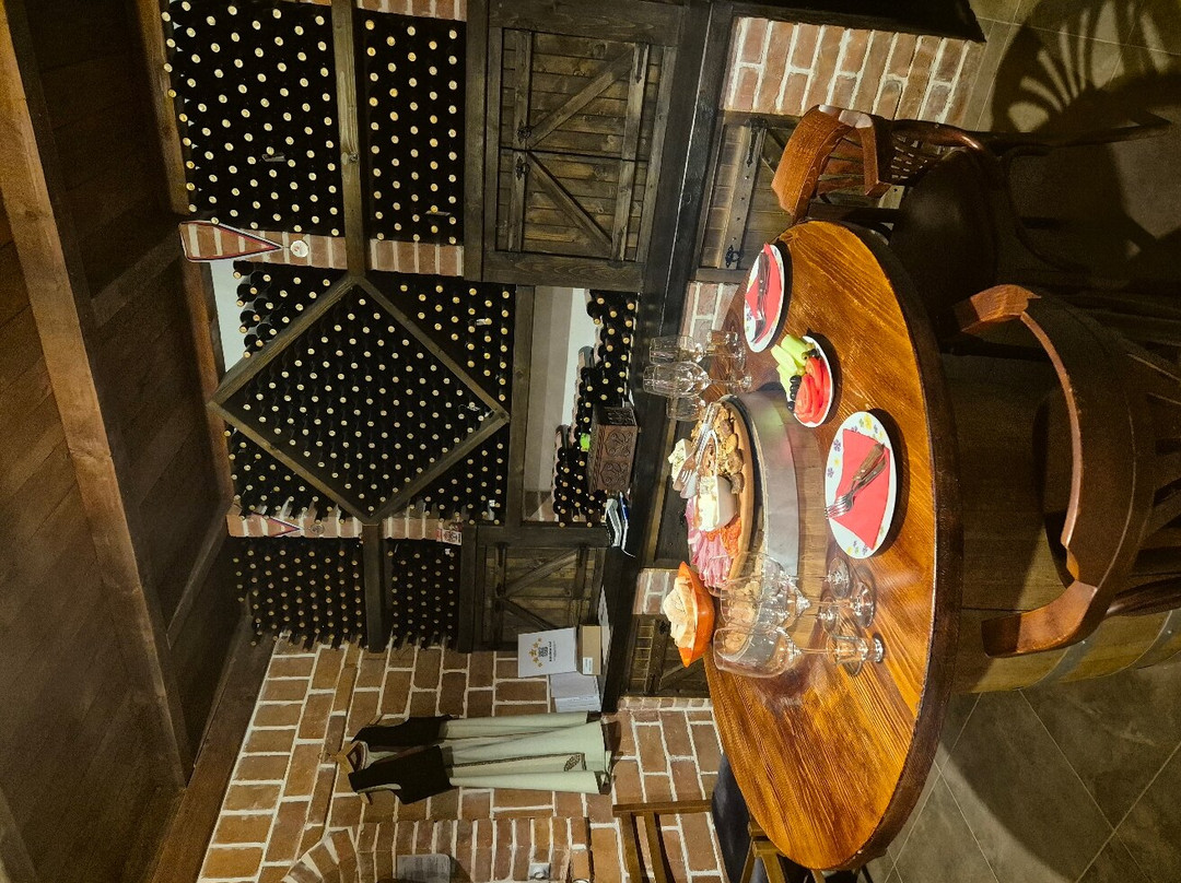 Wine tasting - Winery Masanovic-维尔巴札拉必去景点