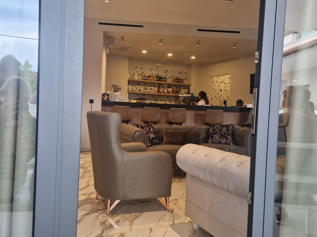 Mourtemeno Hotel