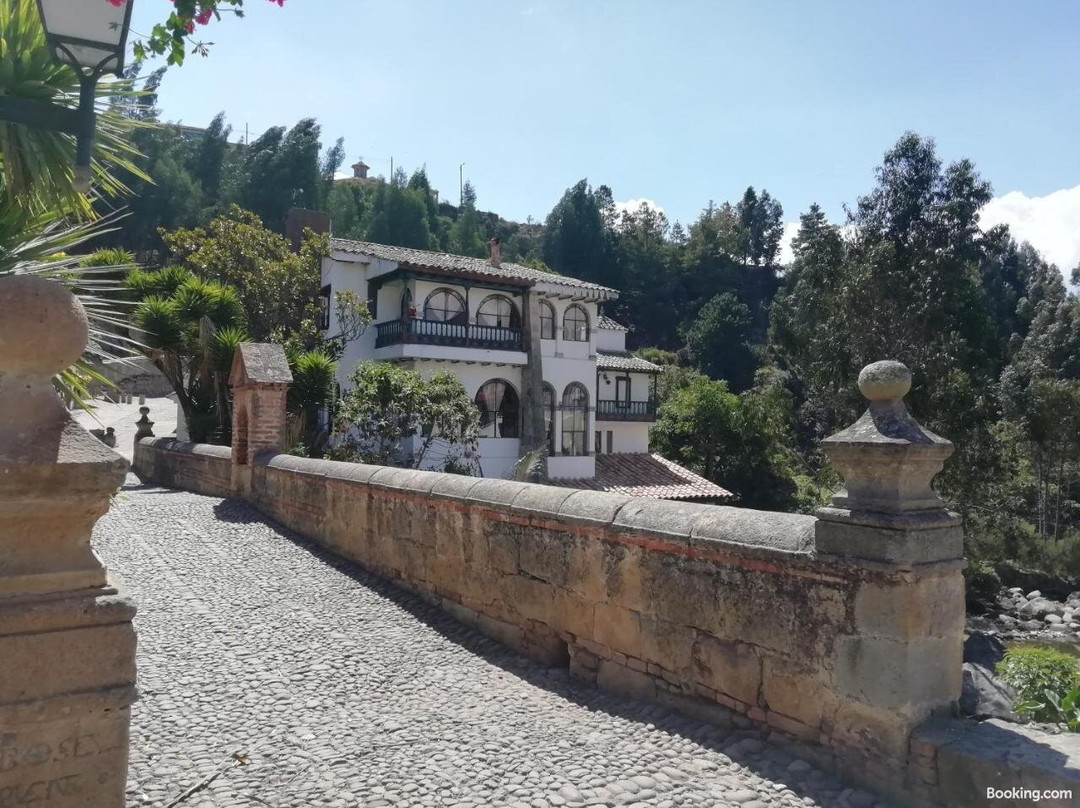 Hotel Calicanto Real