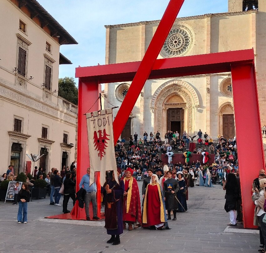 Piazza del Popolo-托迪必去景点