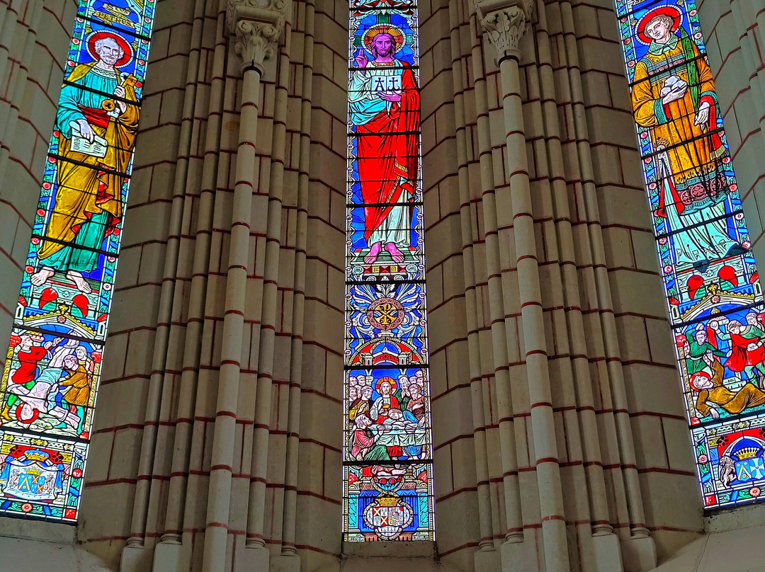 Eglise Saint Vincent De Brézé景点图片