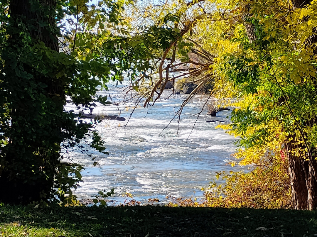 Three Sisters Island-尼亚加拉大瀑布必去景点