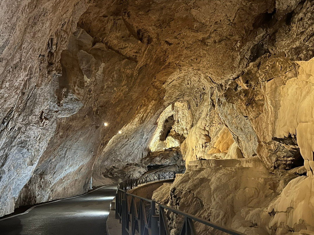 Grotta Di San Giovanni-Domusnovas必去景点