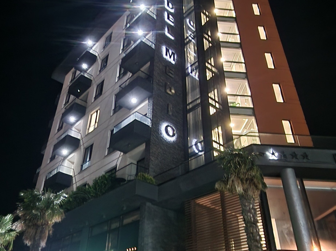 Hotel Del Medio主图