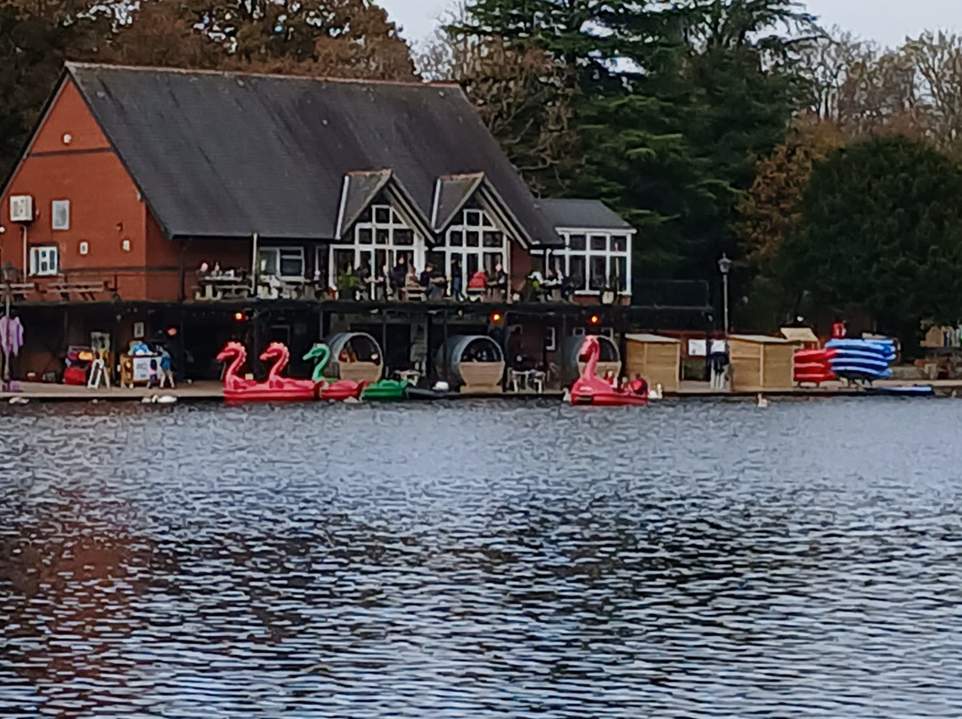 Lakeside Boathouse-兰德林多德威尔斯必去景点