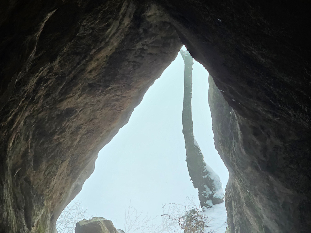 The Tesilk Cave-Gandzakar必去景点