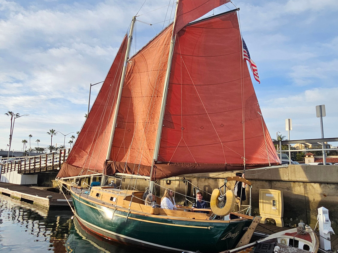 Lively Schooner-纽波特海滩必去景点