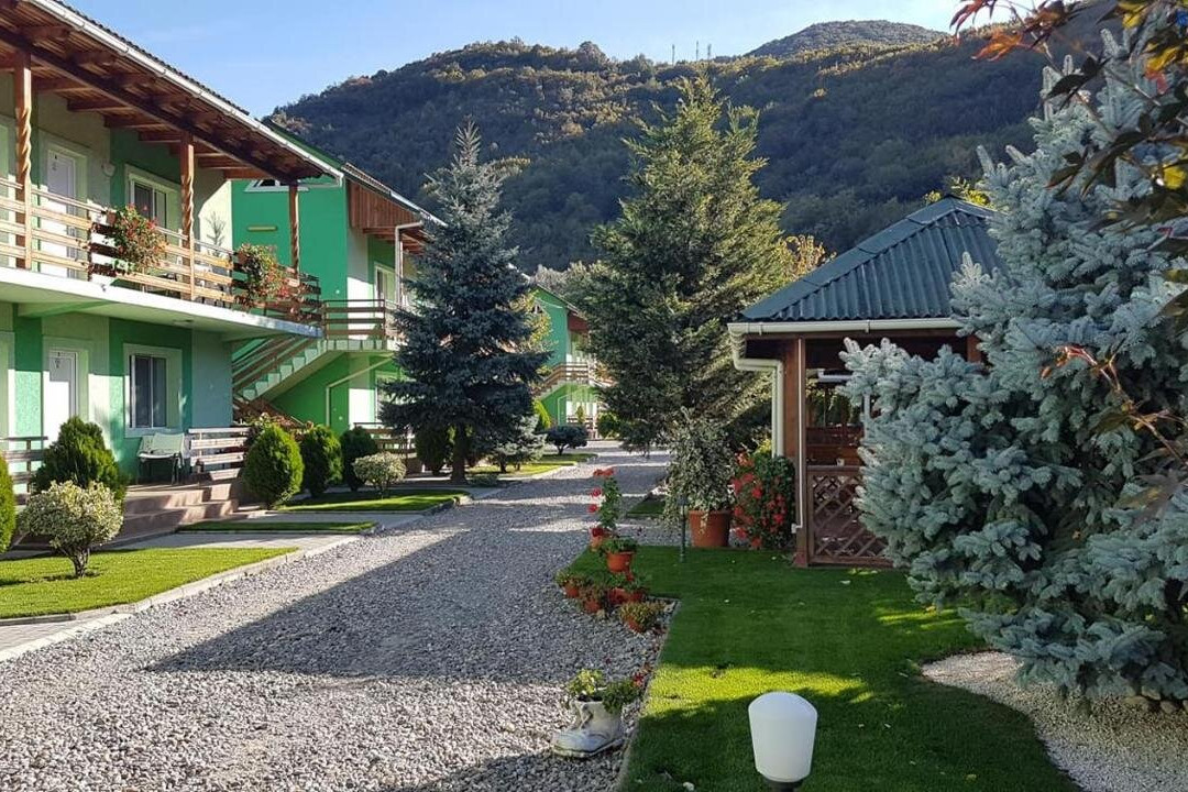 Bania酒店住宿-Pension Charisma