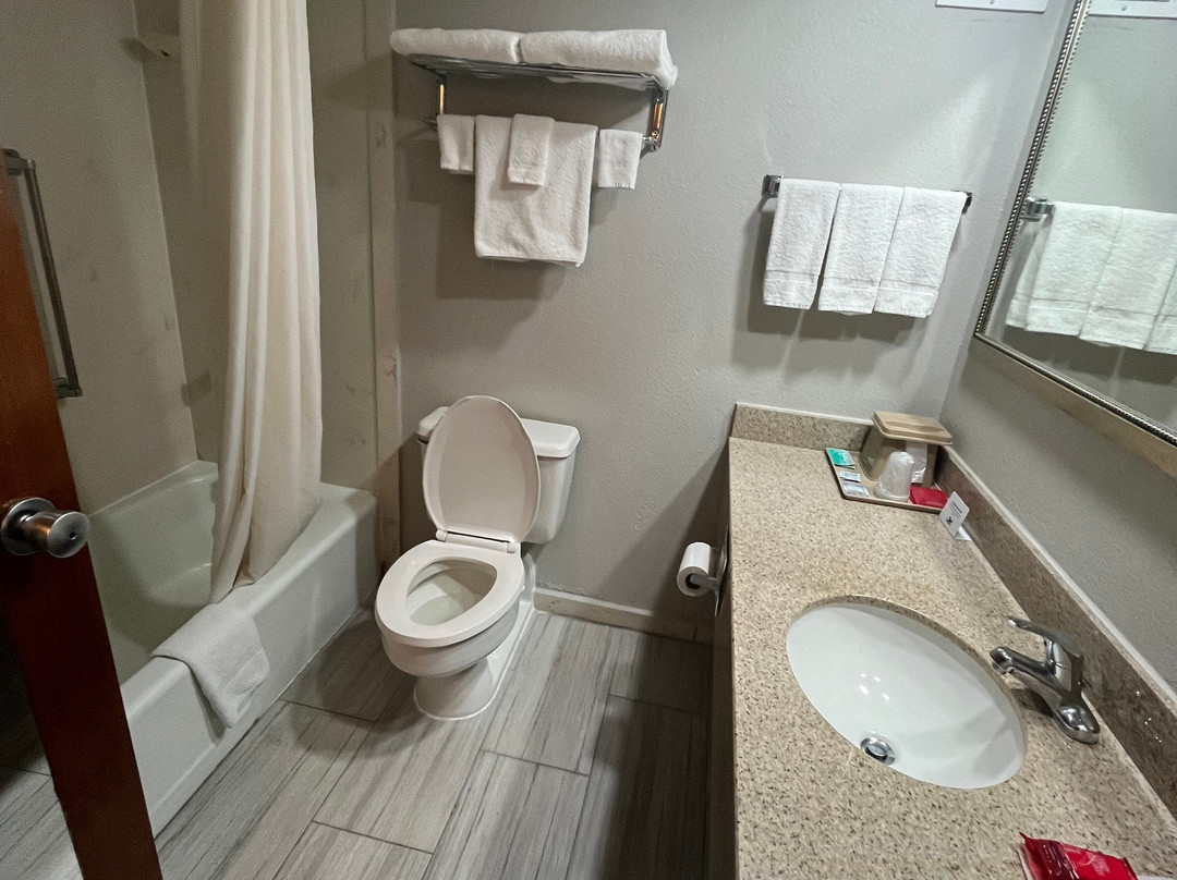 SureStay Plus By Best Western Greenwood主图