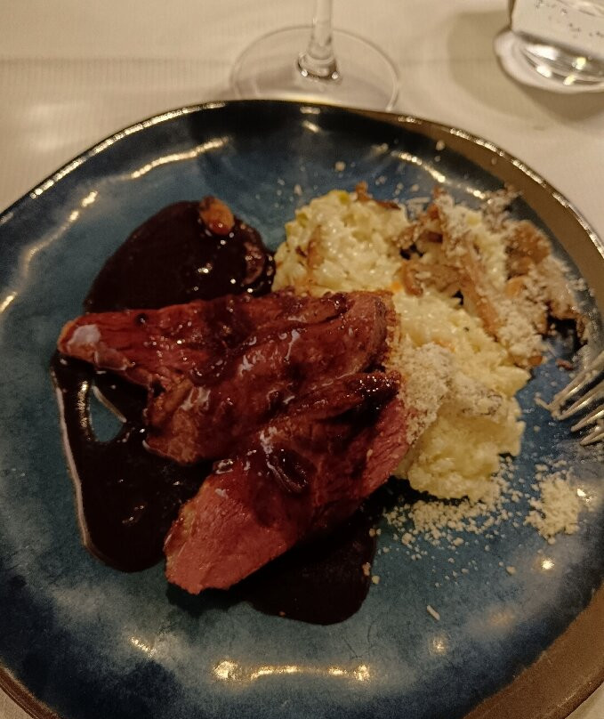 Les Alisiers Hotel-Restaurant主图