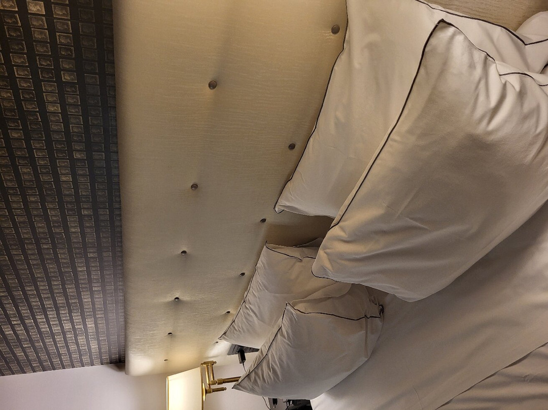 The Glam Boutique Hotel & Apt主图
