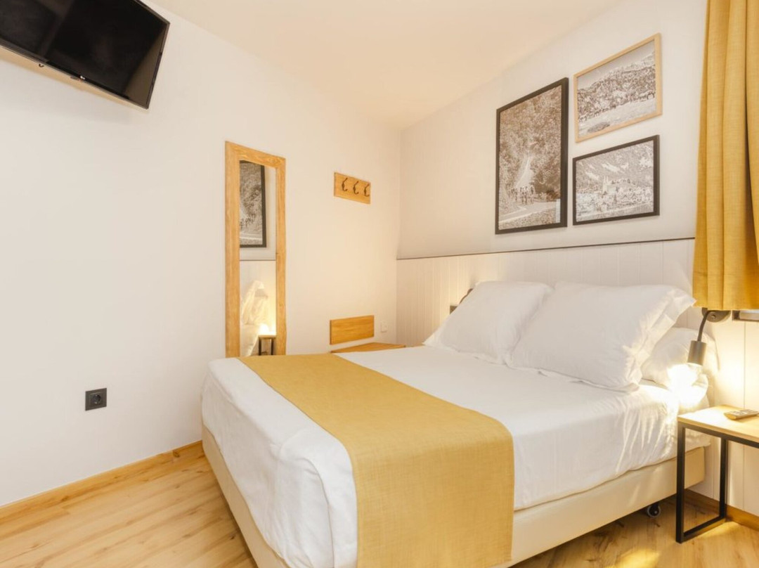 户撒维耶亚酒店主图