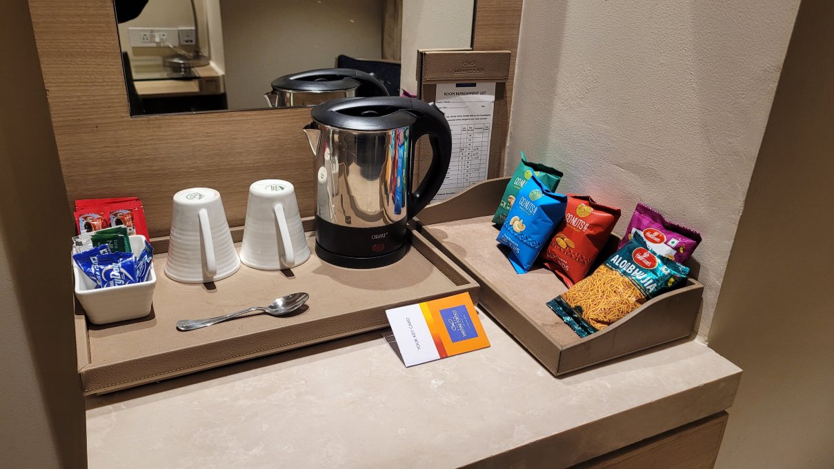 金色萨罗瓦波尔提科酒店-客卧