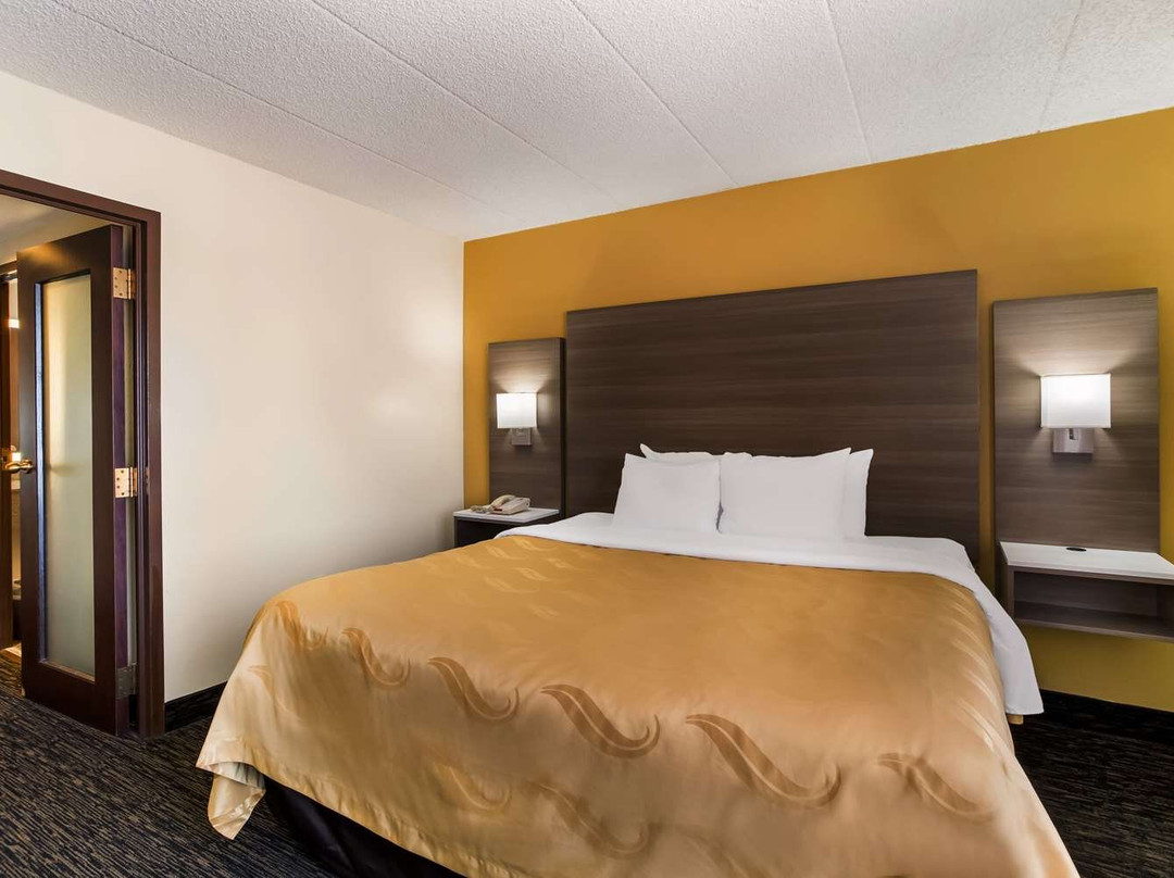 Greenfield酒店住宿-Quality Suites Milwaukee Airport