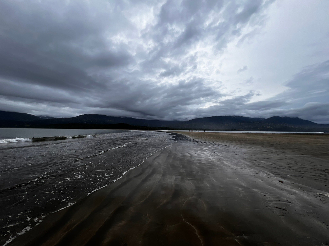 Uvita Beach景点图片