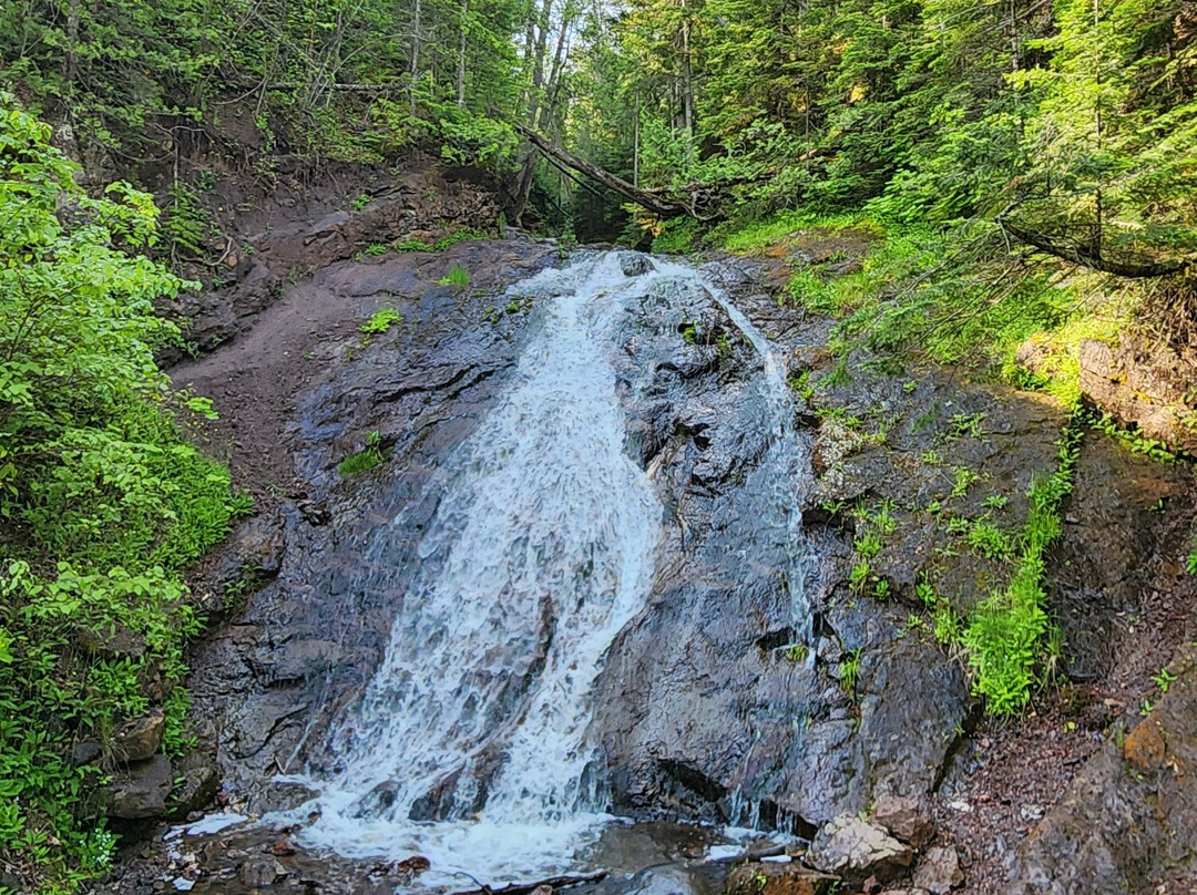 Jacob's Falls-Eagle River必去景点