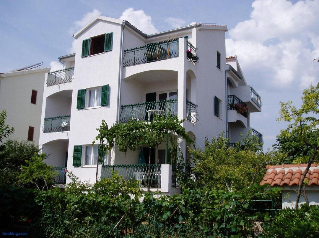 Apartments Nada
