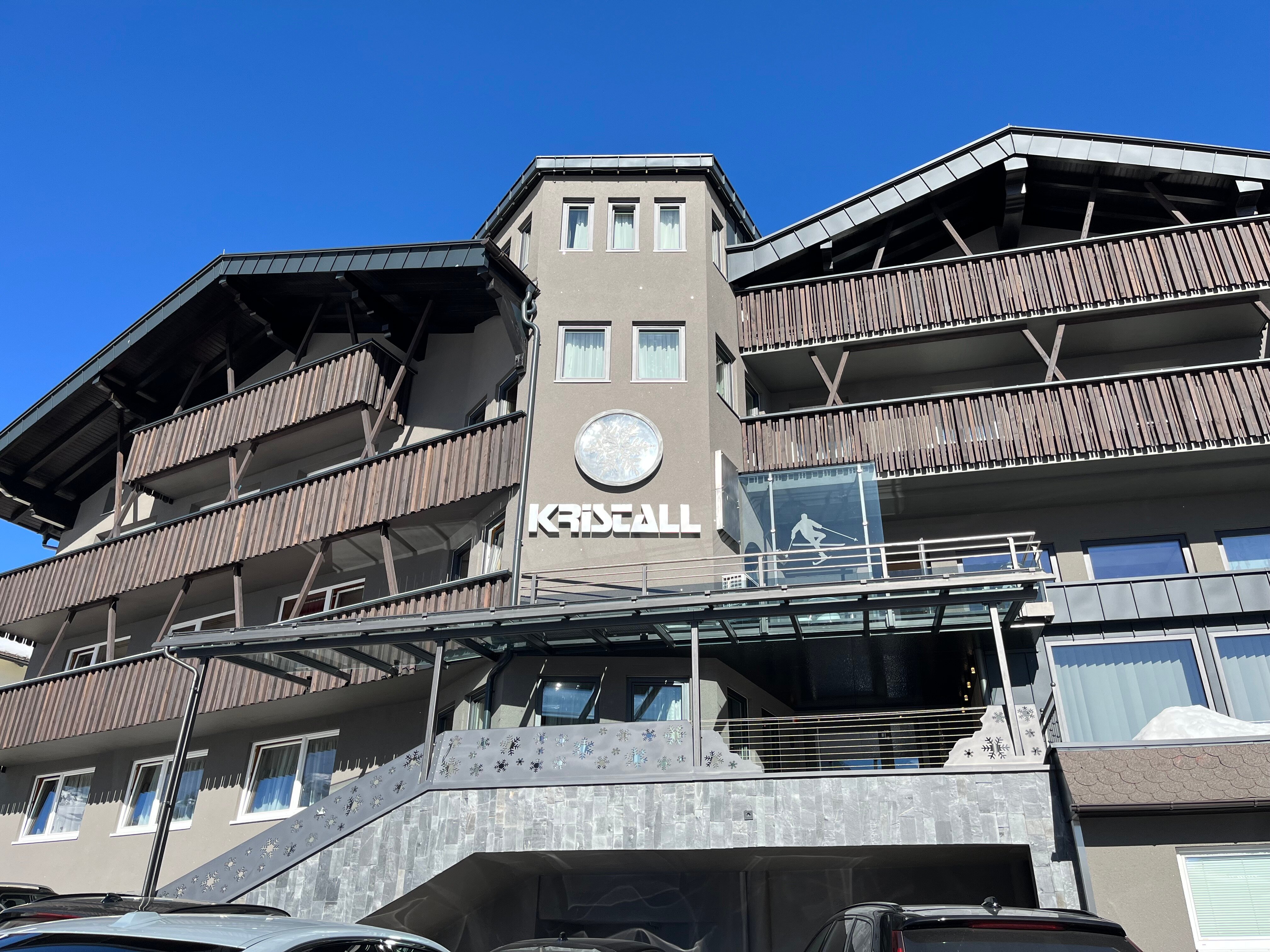 Hotel Kristall-官方